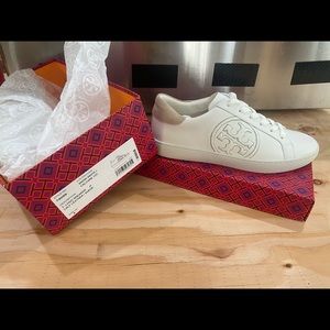 Tory Burch Sneakers